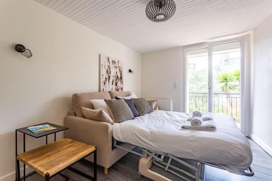 Saint Alexandre - Jolie Maison Atypique Avec Terrasse - 4 Personnes * Dinard